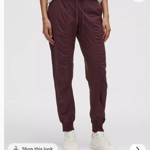 Lululemon Studio Dance Pants Jogger size 2